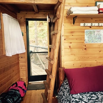 Vertical Horizons Treehouse Paradise - The cottage - Bed & Breakfast Near Me - Cave Junction, Oregon