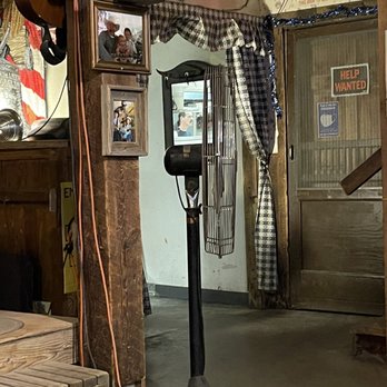 Mammoth Steakhouse & Saloon - you really want food from an unmasked cook!? - American Near Me - Apache Junction, Arizona Mammoth Steakhouse & Saloon - you really want food from an unmasked cook!? - American Near Me - Apache Junction, Arizona