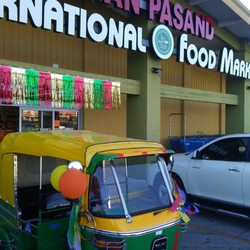 Man Pasand International Food Market - Closer up of tuk tuk