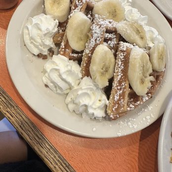 Yolkizz Cafe - Banana nut waffles - Breakfast & Brunch Near Me - Edmond, Oklahoma Yolkizz Cafe - Banana nut waffles - Breakfast & Brunch Near Me - Edmond, Oklahoma