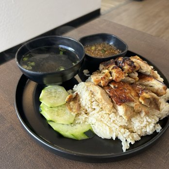 One Pot Fusion - Khao Gai Yang (Grill Chicken rice) - Hot Pot Near Me - Mesa, Arizona