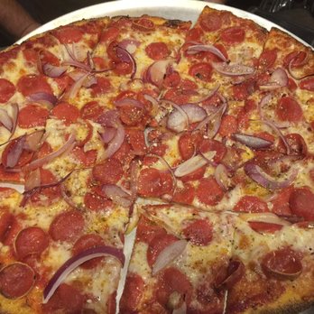 Pizza Rock - Chicago style pizza "mich ave" with onions - Pizza Near Me - Henderson, Nevada
