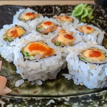 Sushi Ichiban Ellesmere - Spicy Salmon Roll - Japanese Near Me - Toronto, Ontario Sushi Ichiban Ellesmere - Spicy Salmon Roll - Japanese Near Me - Toronto, Ontario