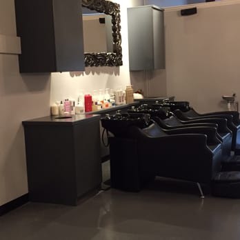 Mirror Mirror Salon & Blowout Bar - Blow Dry/Out Services Near Me - Memphis, Tennessee Mirror Mirror Salon & Blowout Bar - Blow Dry/Out Services Near Me - Memphis, Tennessee