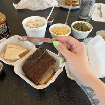 Bear Down Barbecue & Catering - Look at that bone! - Barbeque Near Me - Frankfort, Illinois