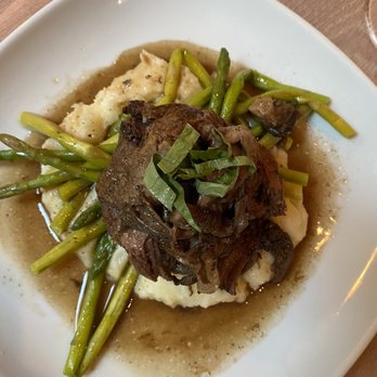 Town Hall - Short rib - New American Near Me - Jacksonville, Florida Town Hall - Short rib - New American Near Me - Jacksonville, Florida