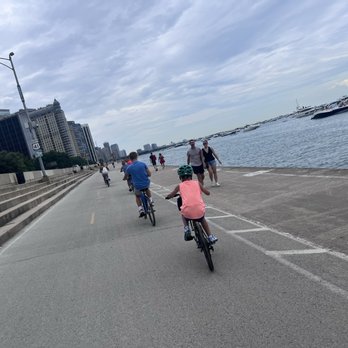 Bike and Roll Chicago - Biking - Bike Rentals Near Me - Chicago, Illinois Bike and Roll Chicago - Biking - Bike Rentals Near Me - Chicago, Illinois