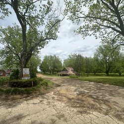 Lee's Greenhouses