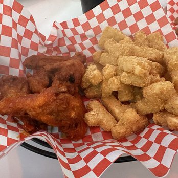 Spy Ninjas HQ - Buffalo wings and tetra tots - Trampoline Parks Near Me - Las Vegas, Nevada Spy Ninjas HQ - Buffalo wings and tetra tots - Trampoline Parks Near Me - Las Vegas, Nevada