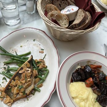 Le Diplomate - Brasseries Near Me - Washington, DC, District of Columbia