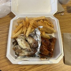 J & J Wings Cafe - 10pc Wings Combo Garlic Parmesan and barbecue