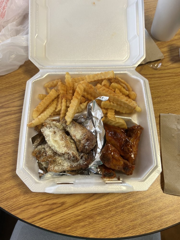 J & J Wings Cafe