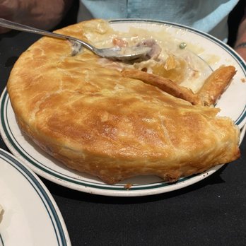 Daily Grill - Yummy chicken pop pie - American Near Me - Palm Desert, California Daily Grill - Yummy chicken pop pie - American Near Me - Palm Desert, California