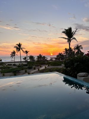 Marea Beachfront Villas by null