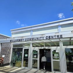 Killarney Community Centre - Nice day to play