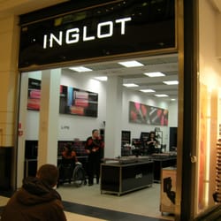 Inglot