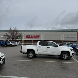 Giant Food Stores