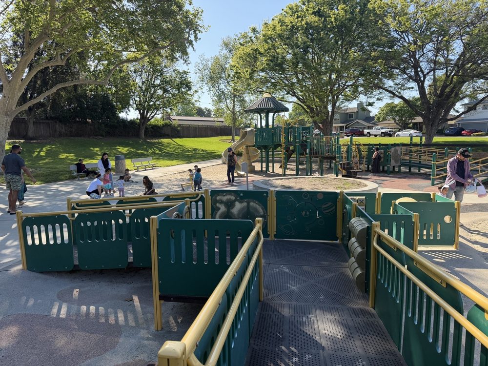 Everett Alvarez Jr. Park Logo