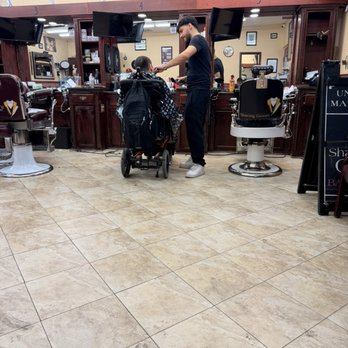 Shaving Groom Barbershop - Barbers Near Me - Phoenix, Arizona Shaving Groom Barbershop - Barbers Near Me - Phoenix, Arizona