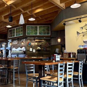 Kenai River Brewing - View of the beer bar and of the dining area. - Breweries Near Me - Soldotna, Alaska