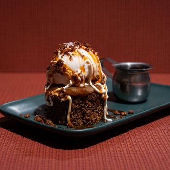 CRAFT Beer Market Edmonton - Spiced Caramel Cake - Canadian (New) Near Me - Edmonton, Alberta CRAFT Beer Market Edmonton - Spiced Caramel Cake - Canadian (New) Near Me - Edmonton, Alberta