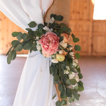Bloomers Floral Design - ceremony details - Florists Near Me - Sacramento, California Bloomers Floral Design - ceremony details - Florists Near Me - Sacramento, California