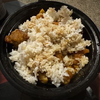 Maki Asian Bowls - Orange Chicken - Asian Fusion Near Me - Cold Spring, Kentucky Maki Asian Bowls - Orange Chicken - Asian Fusion Near Me - Cold Spring, Kentucky