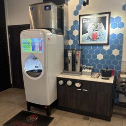 Wendy's - Soda machine n condiment bar