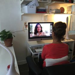 Spanish Tutor in Santa Monica - Online classes are virus - free, fun and effective.