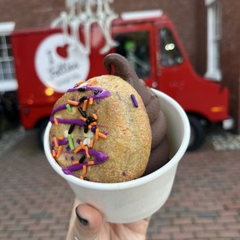 Goodnight Fatty - Desserts Near Me - Salem, Massachusetts