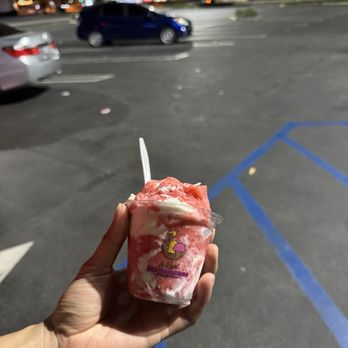 La Michoacana - strawberry fresca - Ice Cream & Frozen Yogurt Near Me - Covina, California