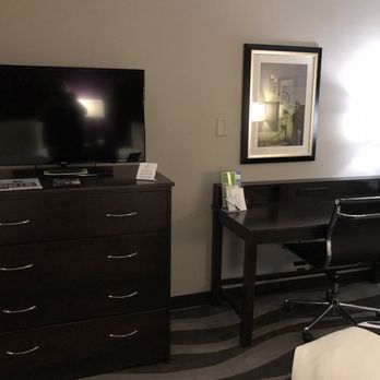 La Quinta Inn & Suites Cedar Rapids - Hotels Near Me - Cedar Rapids, Iowa