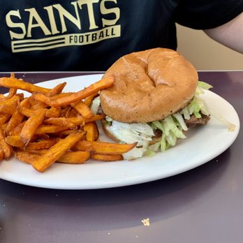 The Owl Cafe - Original Green chili Cheeseburger with sweet potato fries - Diners Near Me - Albuquerque, New Mexico The Owl Cafe - Original Green chili Cheeseburger with sweet potato fries - Diners Near Me - Albuquerque, New Mexico