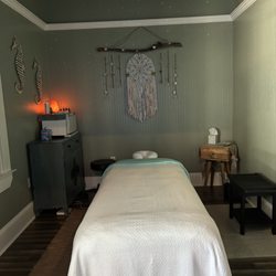 Ocean Tides Massage Studio - The most peaceful massage room