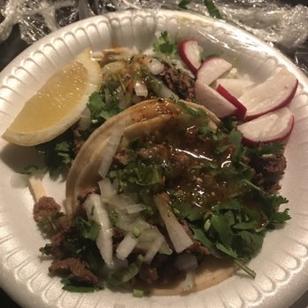 Don Meños Tacos - Carne asada tacos - could have more flavor. Pass. - Food Trucks Near Me - Azusa, California Don Meños Tacos - Carne asada tacos - could have more flavor. Pass. - Food Trucks Near Me - Azusa, California