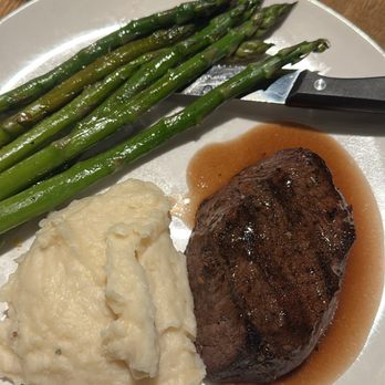 Reservation - American Near Me - Montezuma, Indiana