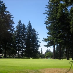 Glendoveer Golf & Tennis - Beautiful Day