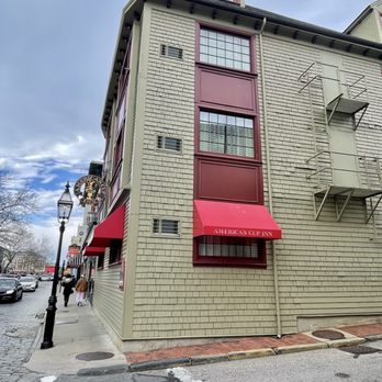 America's Cup Inn - Prime location! You can leave your car and walk everywhere! Just minutes away. - Hotels Near Me - Newport, Rhode Island