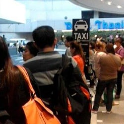 South Bound Taxi Stand - People waiting in line for a taxi