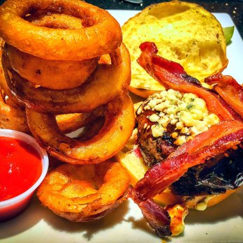 3rd & 7 - Jack Daniels burger - Sports Bars Near Me - Brooklyn, New York