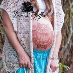 Julie Becker ART - are you pregnant? know someone who is? give the unique gift of henna to honor and celebrate this special time.