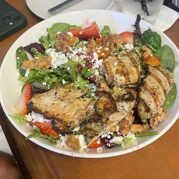Ferah Tex Med Kitchen - Superfood Salad with chicken - Mediterranean Near Me - Southlake, Texas