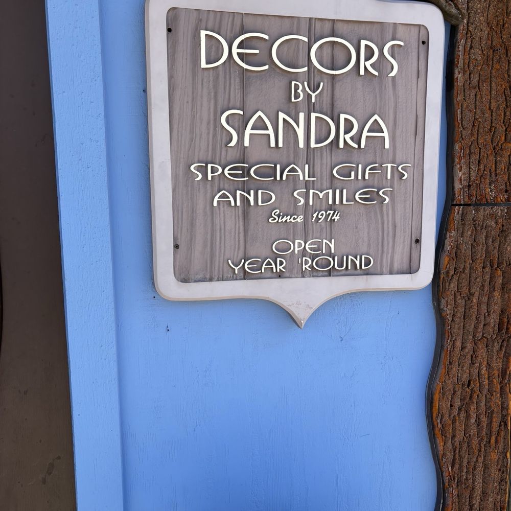 Decors by Sandra - Flowers & Gifts Near Me - Pentwater, Michigan Decors by Sandra - Flowers & Gifts Near Me - Pentwater, Michigan