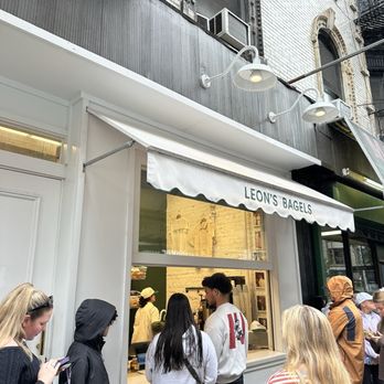 Leon’s Bagels - counter - Bagels Near Me - New York, New York