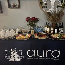 Wine and hors d'oeuvres
