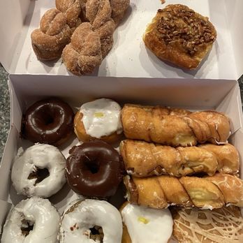 Hadorn's Bakery - Donuts and a pastry - Donuts Near Me - Bardstown, Kentucky Hadorn's Bakery - Donuts and a pastry - Donuts Near Me - Bardstown, Kentucky