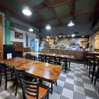 Piesanos - Atmosphere - Italian Near Me - Burlington, Vermont Piesanos - Atmosphere - Italian Near Me - Burlington, Vermont