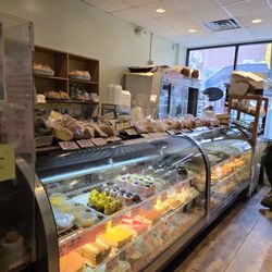 Great Taste Bakery & Restaurant - Bakery