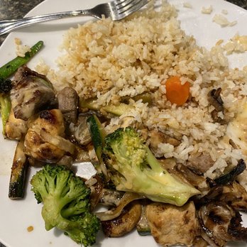 Sake Japanese Grill - Steak & Chicken Hibachi after I already ate a few bites! - Japanese Near Me - Lebanon, Tennessee Sake Japanese Grill - Steak & Chicken Hibachi after I already ate a few bites! - Japanese Near Me - Lebanon, Tennessee