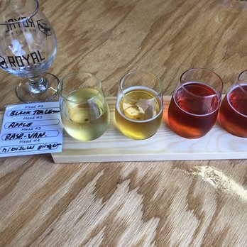 Royal Meadery - Flight - Meaderies Near Me - Delmar, New York Royal Meadery - Flight - Meaderies Near Me - Delmar, New York